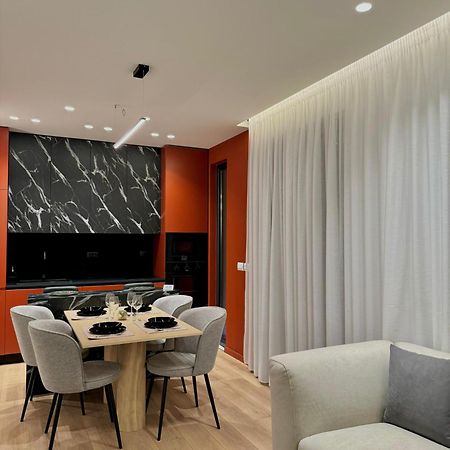 Incasso City Center Apartment Tiranë Ngoại thất bức ảnh