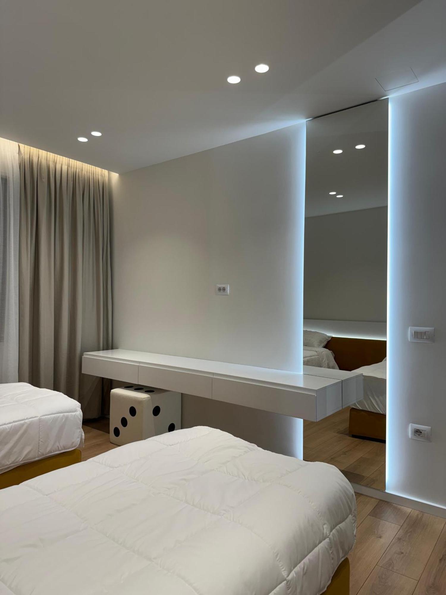 Incasso City Center Apartment Tiranë Ngoại thất bức ảnh