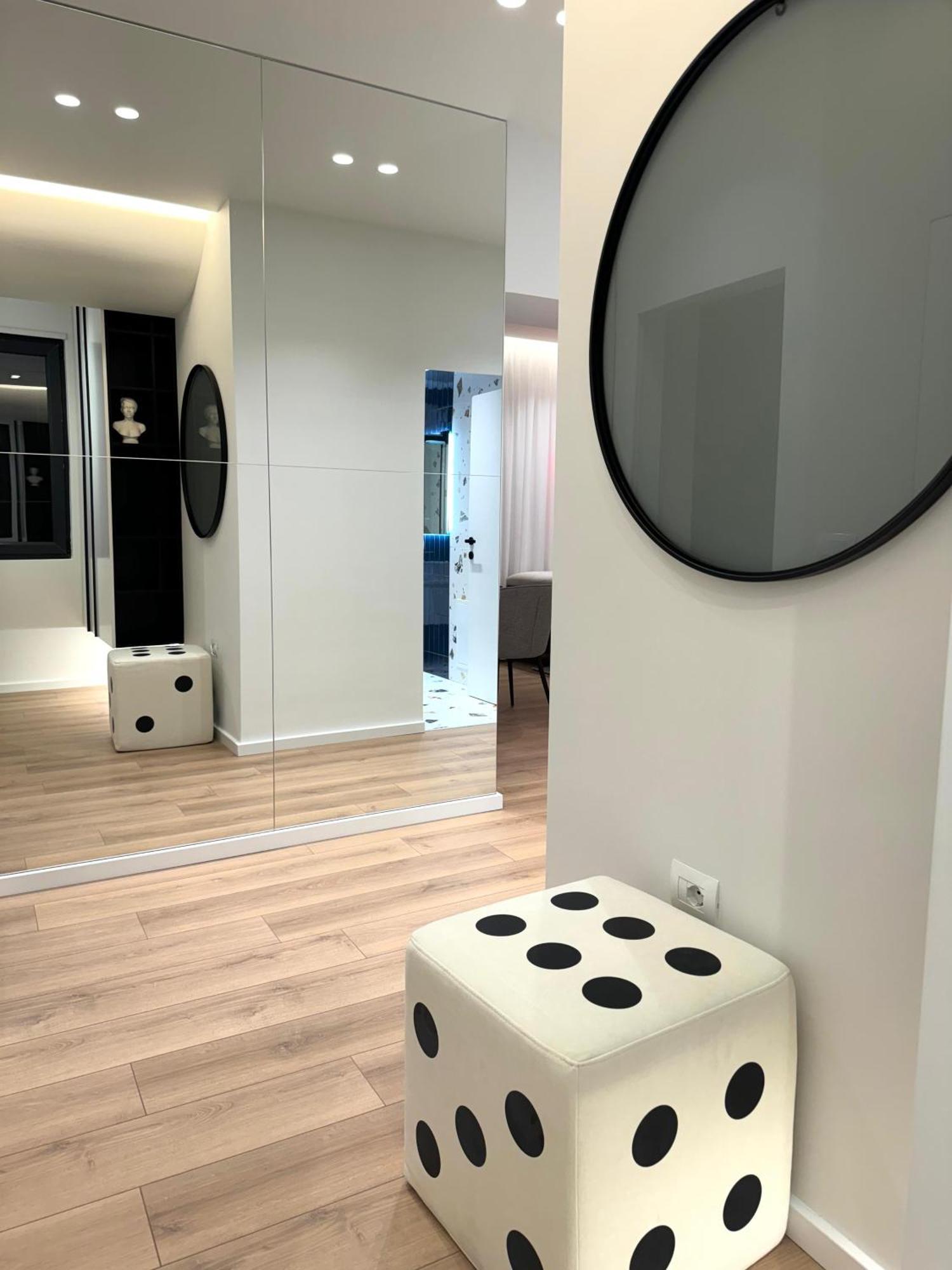 Incasso City Center Apartment Tiranë Ngoại thất bức ảnh